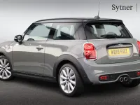 Used Mini Cooper S Classic 192 HP (141 kW) 2019 Moonwalk grey Hatchback