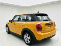Used Mini ONE Hatch 102 HP (75 kW) 2015 Orange Hatchback