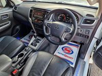 Used Mitsubishi L200 2020 White Pickup