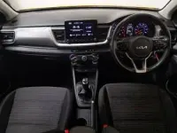 Used Kia Stonic 99 HP (72 kW) 2023 Yellow SUV