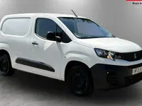 Used Peugeot Partner 102 HP (75 kW) 2021 White MPV