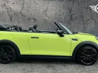Used Mini Cooper Cabriolet Exclusive 134 HP (98 kW) 2021 Yellow Cabriolet