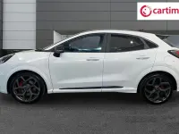 Usado Ford Puma ST 200 CV (147 kW) 2023 Blanco SUV