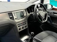 Used VW Golf VII SE 125 HP (91 kW) 2017 Hatchback