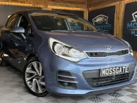 Used Kia Rio 90 HP (66 kW) 2015 Blue Hatchback