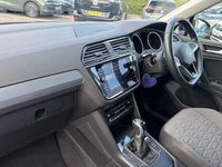 Usado VW Tiguan Life 150 CV (110 kW) 2022 Azul SUV
