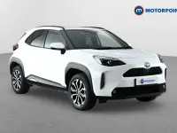 Used Toyota Yaris Hybrid Design 2023 White Estate