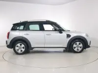 Usado Mini Cooper Countryman Classic 134 HP (98 kW) 2021 Prateado SUV