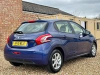 Used Peugeot 208 Active 68 HP (50 kW) 2015 Blue Hatchback