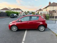 Used Toyota Yaris 99 HP (72 kW) 2012 Red Hatchback