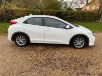 Used Honda Civic SE 140 HP (102 kW) 2013 White Hatchback