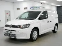 Usado VW Caddy 102 HP (75 kW) 2022 Branco Monovolume