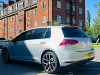 Second-hand VW Golf VII S 122 CP (89 kW) 2015 Hatchback