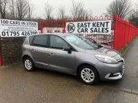 Usado Renault Scénic III LIMITED 110 CV (80 kW) 2015 Gris Monovolumen