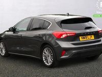 Usado Ford Focus Titanium X 125 CV (91 kW) 2019 Gris Utilitario