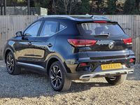 Usado MG ZS Exclusive 111 HP (81 kW) 2022 Preto SUV