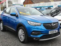 Used Vauxhall Grandland X Business Edition 130 HP (95 kW) 2019 Blue SUV