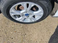 Used Ford B-MAX Zetec 100 HP (73 kW) 2014 White MPV