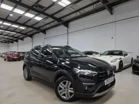 Używany Dacia Sandero Comfort 91 KM (66 kW) 2022 Czarny Hatchback