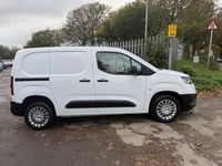 Used Toyota Proace Active 120 HP (88 kW) 2022 White MPV