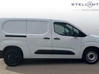 Used Citroën Berlingo 99 HP (72 kW) 2023 White MPV
