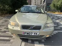 Used Volvo V70 2007 Gold Estate