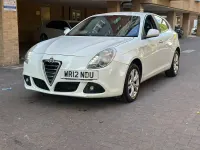 Used Alfa Romeo Giulietta Lusso 170 HP (125 kW) 2012 White Hatchback