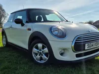 Used Mini Cooper Hatch 2014 White Hatchback