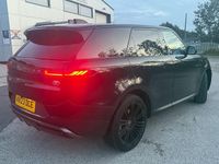 Used Land Rover Range Rover Sport SE 300 HP (220 kW) 2025 SUV