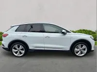 Nouă Audi Q4 e-tron S-Line 206 kW (281 CP) 2025 Other SUV