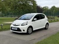 Used Toyota Aygo 2014 White Hatchback