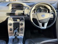 Usado Volvo XC70 SE Lux 304 HP (223 kW) 2014 Carrinha