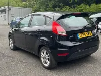 Usado Ford Fiesta Zetec 101 CV (74 kW) 2017 Utilitario