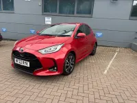 Used Toyota Yaris Design 91 HP (66 kW) 2022 Red Hatchback