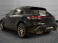 Used Porsche Macan 261 HP (191 kW) 2023 Black SUV