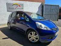 Begagnad Honda Jazz EX 100 HK (73 kW) 2009 Blå Halvkombi
