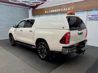 Usado Toyota HiLux 150 CV (110 kW) 2022 Blanco Pickup/Camioneta
