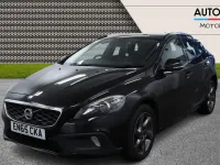 Used Volvo V40 120 HP (88 kW) 2015 Black Hatchback