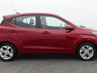 Used Hyundai i10 SE 67 HP (49 kW) 2022 Red Hatchback