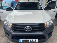 Begagnad Toyota HiLux Active 150 HK (110 kW) 2018 Vit Pickup