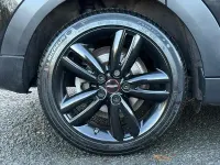 Usado Mini Cooper Hatch 136 CV (100 kW) 2019 Negro Utilitario