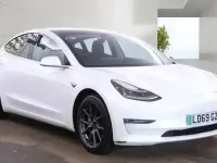 Used Tesla Model 3 Long Range AWD 366 kW (498 HP) 2019 White Sedan