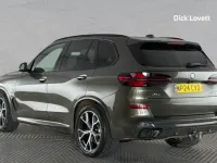Usado BMW X5 M Sport 490 CV (360 kW) 2024 Verde SUV