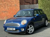 Begagnad Mini Cooper Hatch 2007 Blå Halvkombi