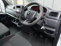 Used Renault Master Business 2022 White MPV