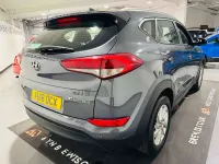 Used Hyundai Tucson SE 177 HP (130 kW) 2018 Grey SUV