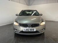 Used Kia Ceed 89 HP (65 kW) 2012 Silver Hatchback