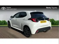 Used Toyota Yaris Design 116 HP (85 kW) 2023 White Hatchback