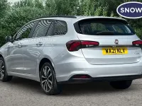 Usado Fiat Tipo Lounge 120 HP (88 kW) 2021 Prateado Carrinha