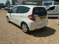 Used Honda Jazz ES 99 HP (72 kW) 2014 White Hatchback
